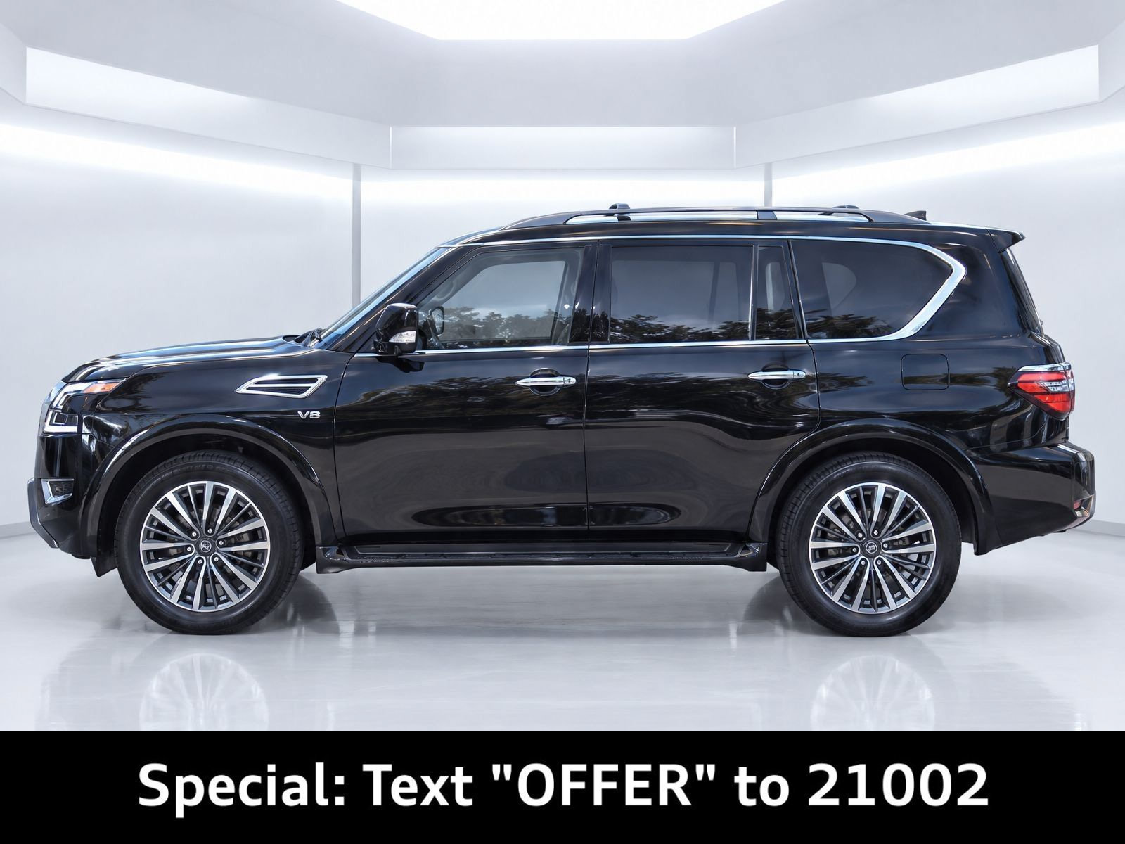 Used 2021 Nissan Armada SL RWD image 2