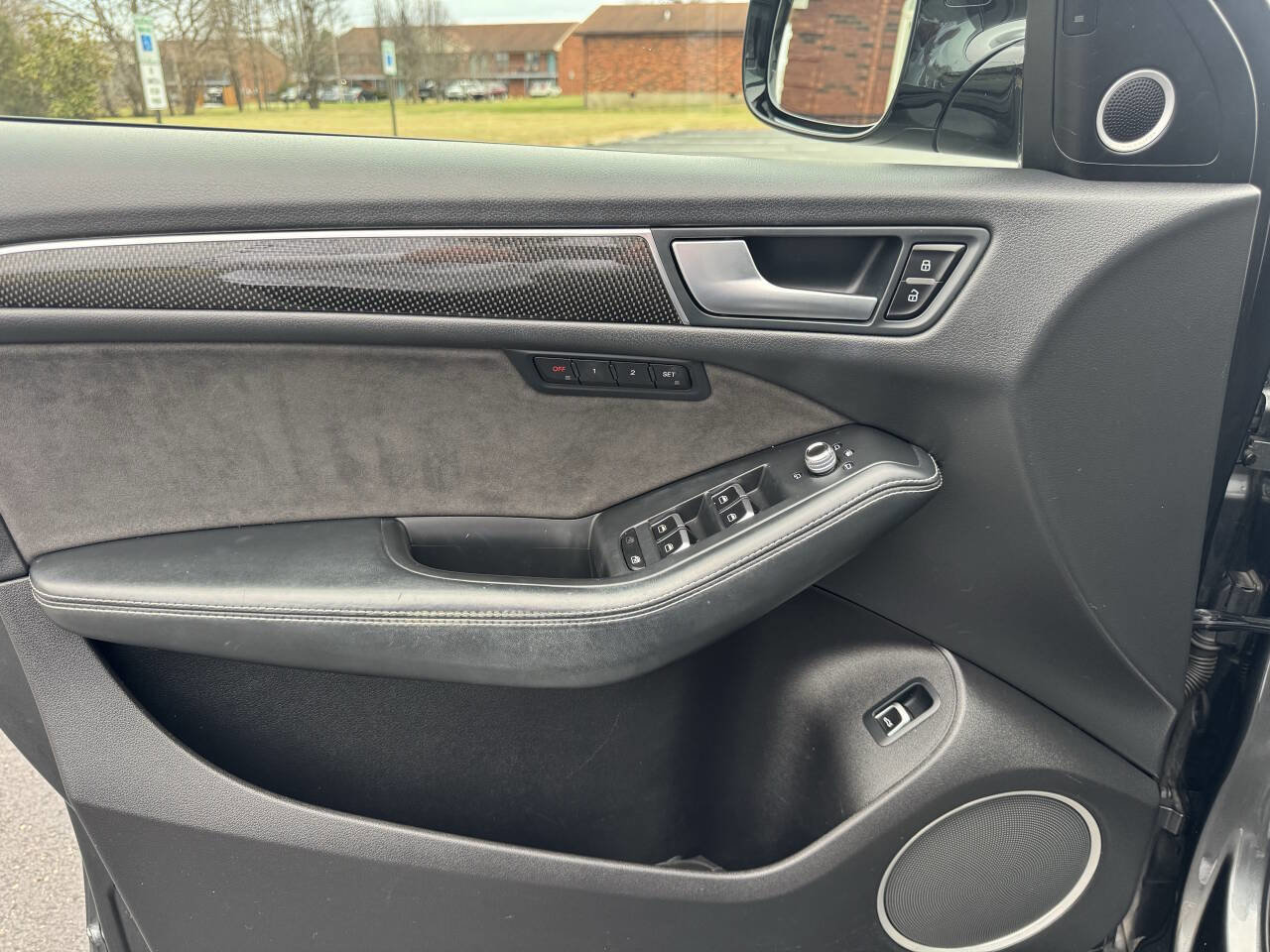 Used 2017 Audi SQ5 Premium Plus w/ Technology Package image 12