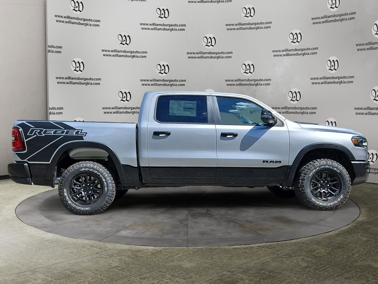 New 2026 RAM 1500 Rebel w/ Rebel Level 2 Equipment Group AWD/4WD image 6
