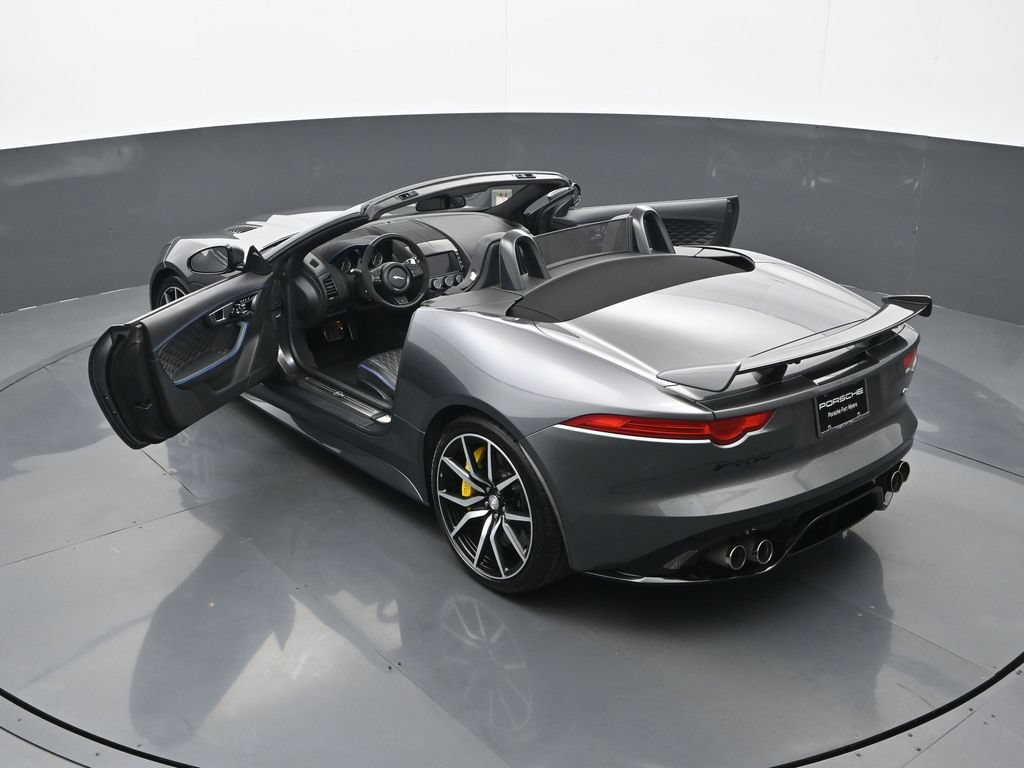 Used 2017 Jaguar F-TYPE SVR AWD/4WD image 25