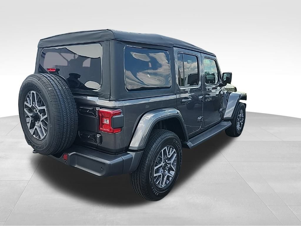 New 2025 Jeep Wrangler Unlimited Sahara AWD/4WD image 7