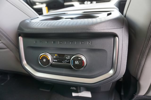 New 2027 Ford Expedition Active RWD image 28