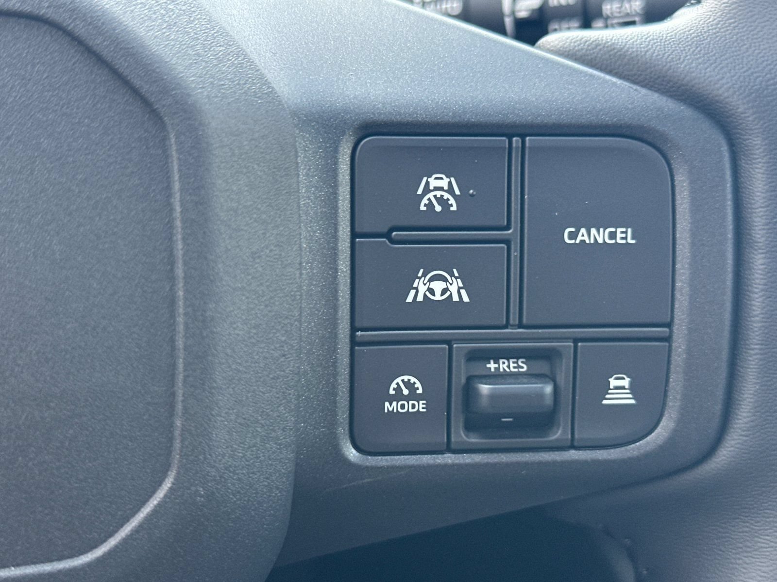 Used 2026 Toyota RAV4 SE w/ Convenience Package AWD/4WD image 30