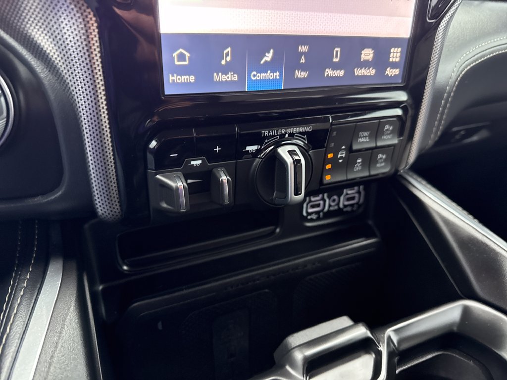 Used 2024 RAM 1500 Limited AWD/4WD image 17