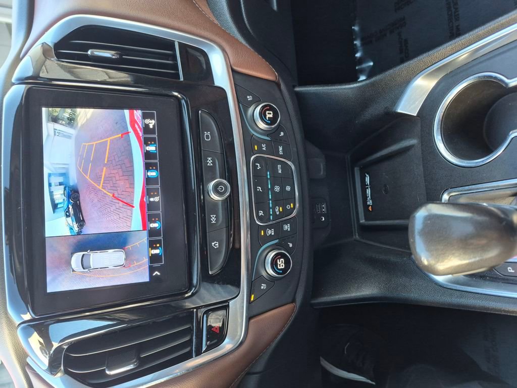 Used 2021 Chevrolet Traverse High Country image 17
