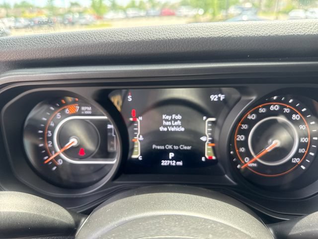 Used 2024 Jeep Wrangler Unlimited Sport AWD/4WD image 12