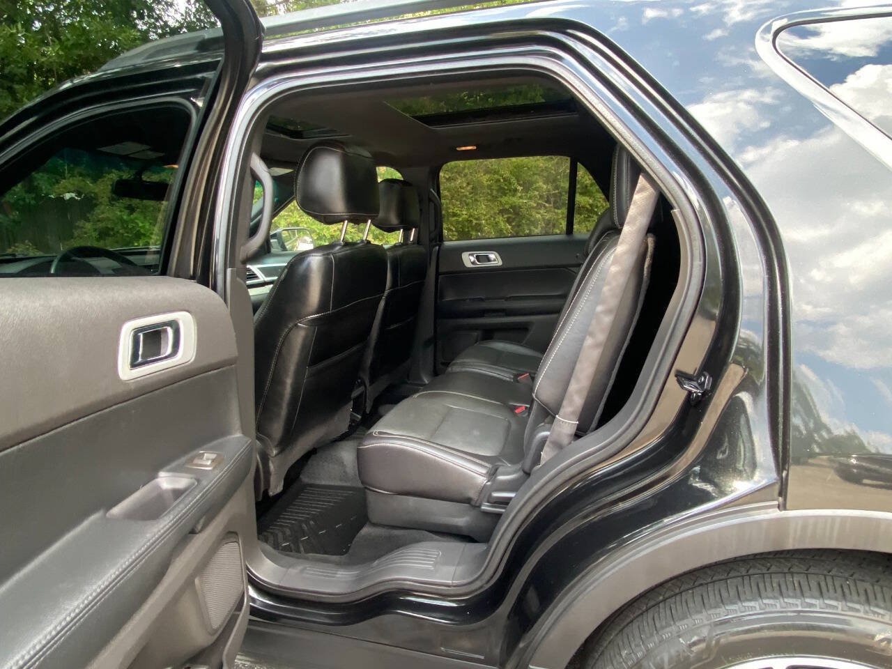 Used 2014 Ford Explorer Sport w/ Equipment Group 401A AWD/4WD image 42