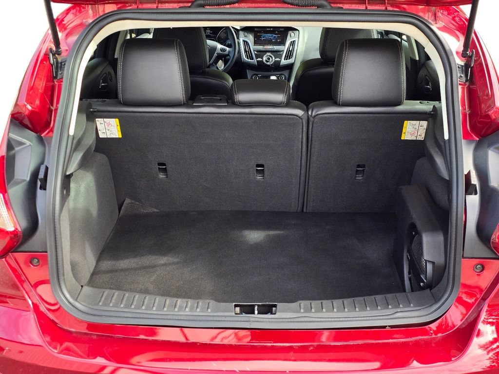 Used 2014 Ford Focus Titanium FWD image 8