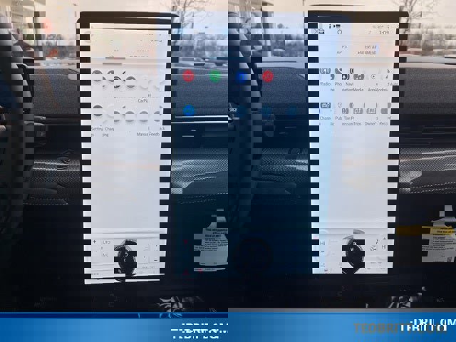 Certified 2025 Ford Mustang Mach-E GT image 32