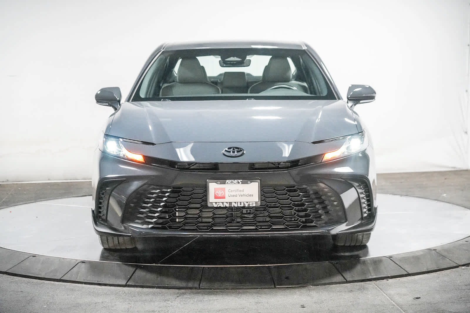 Used 2026 Toyota Camry SE w/ Convenience Package AWD/4WD image 8