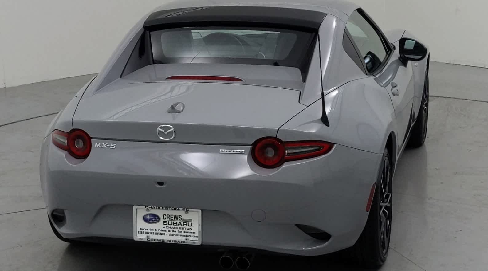 Used 2024 MAZDA MX-5 Miata RF Grand Touring RWD image 9