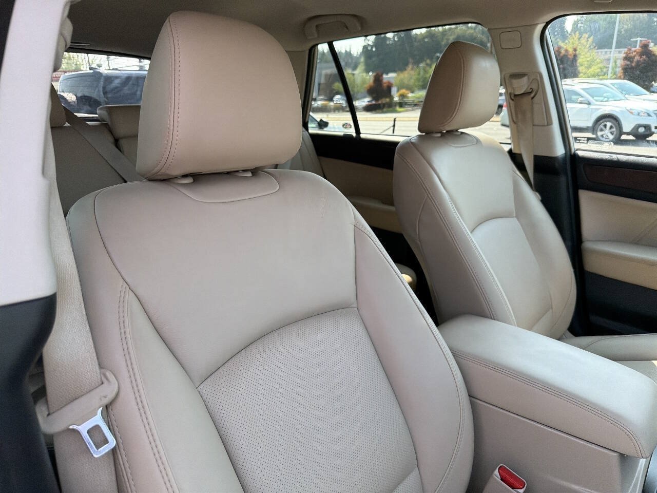 Used 2018 Subaru Outback 2.5i Limited AWD/4WD image 15