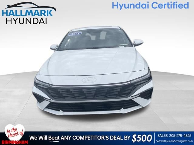 Used 2025 Hyundai Elantra Limited FWD image 1
