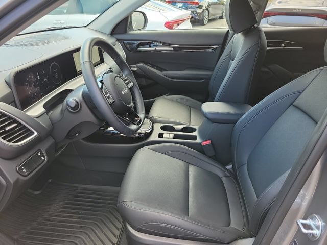 Certified 2026 Kia Seltos SX w/ SX Sunroof Package AWD/4WD image 17