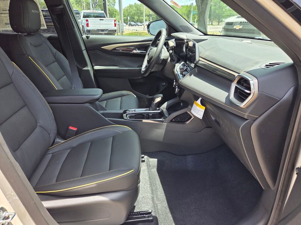 New 2026 Chevrolet TrailBlazer ACTIV w/ Convenience Package FWD image 11
