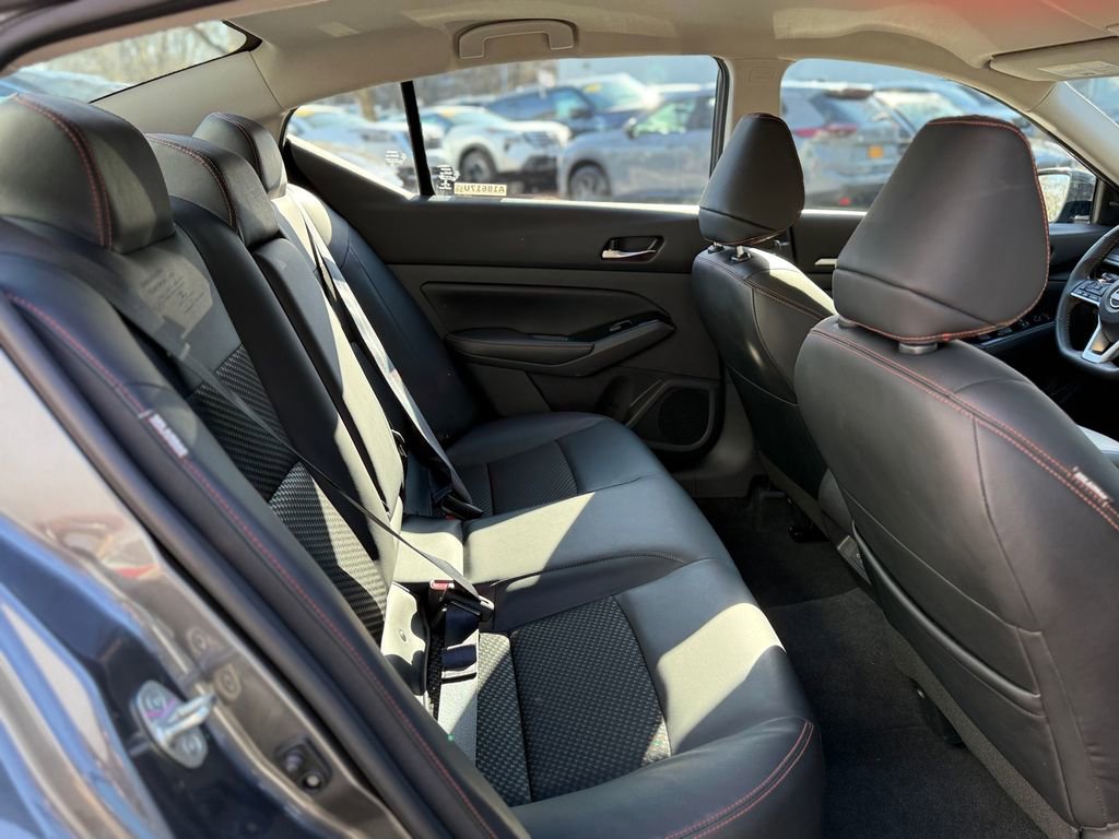 Used 2023 Nissan Altima 2.5 SR AWD/4WD image 27