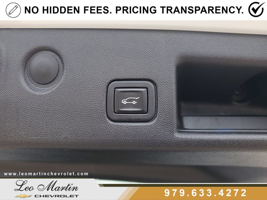 Used 2023 Chevrolet Equinox LT w/ Driver Convenience Package AWD/4WD image 8