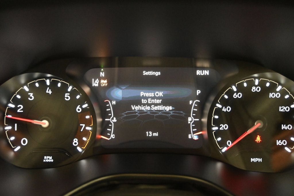 New 2026 Jeep Compass Latitude AWD/4WD image 9