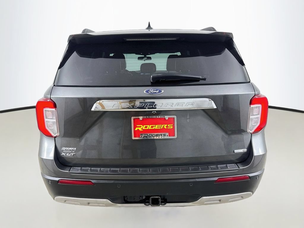 Used 2020 Ford Explorer XLT w/ Equipment Group 202A AWD/4WD image 7