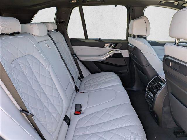 Used 2026 BMW X5 M60i AWD/4WD image 17