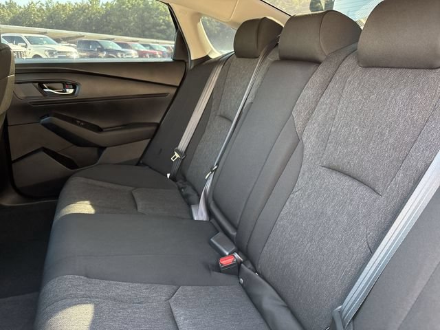 Used 2025 Honda Accord SE image 22