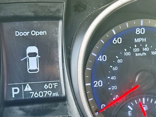 Used 2016 Hyundai Santa Fe SE image 13