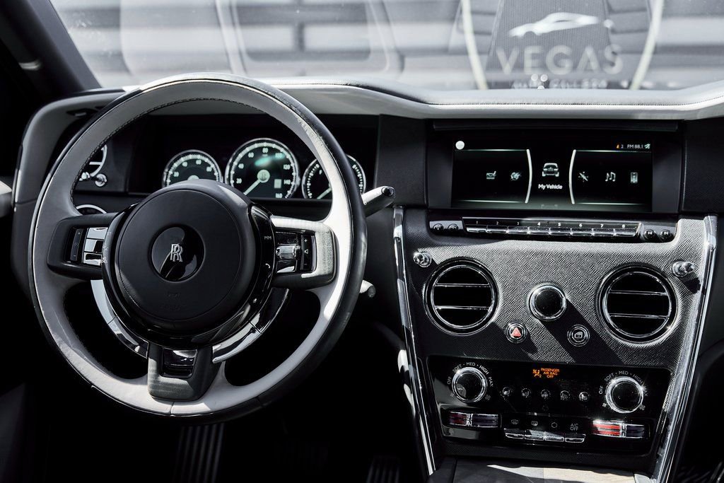 Used 2023 Rolls-Royce Cullinan AWD/4WD image 56