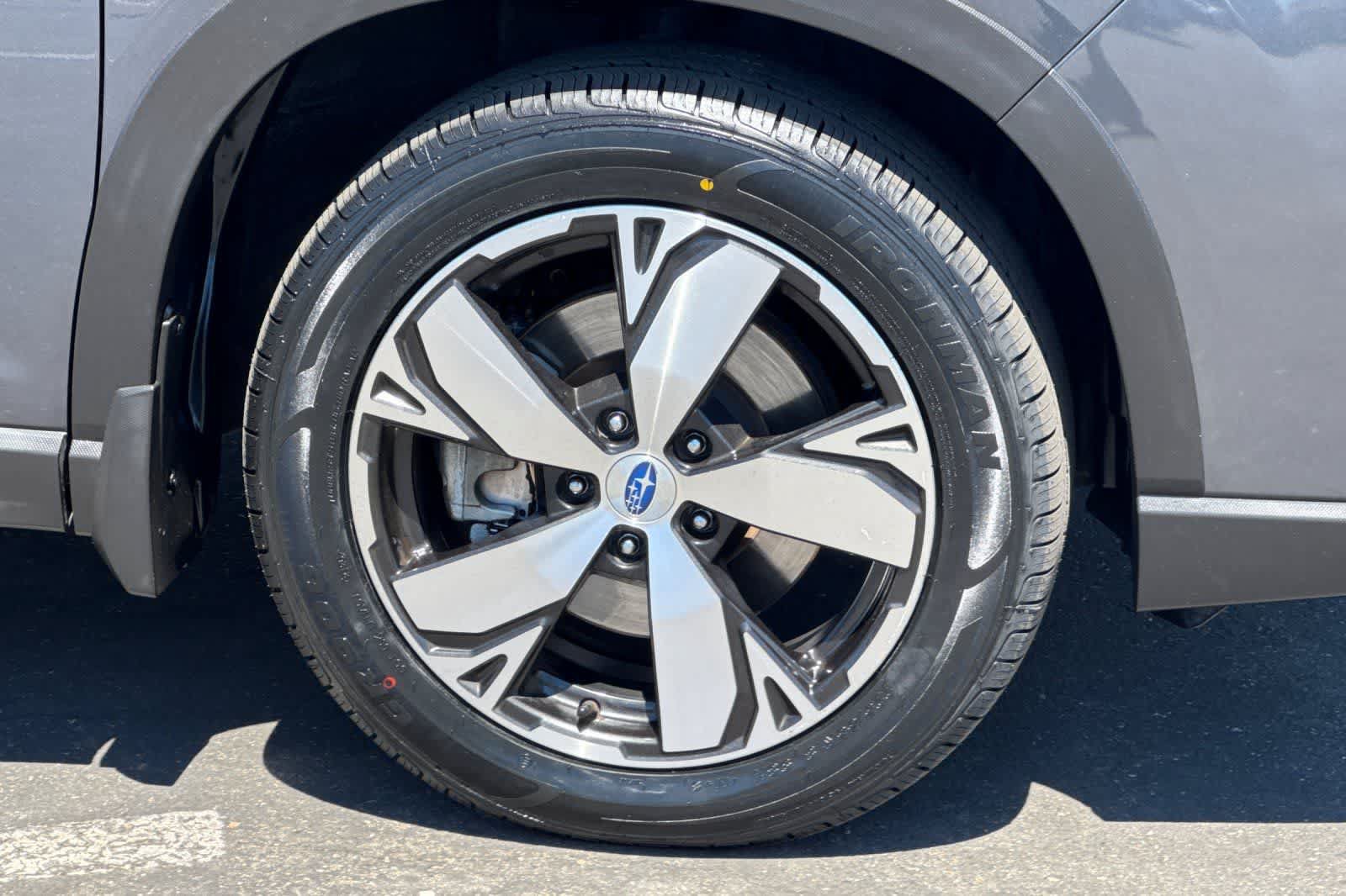 Used 2020 Subaru Forester Touring AWD/4WD image 31