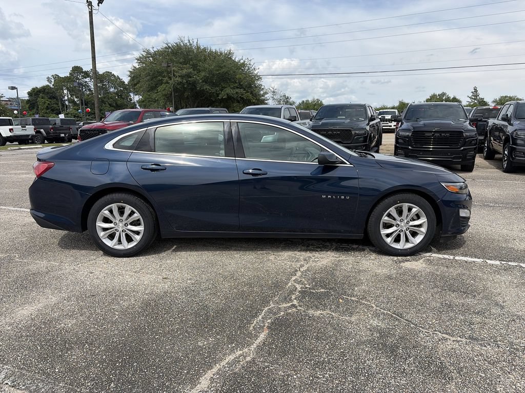 Used 2021 Chevrolet Malibu LT FWD image 7