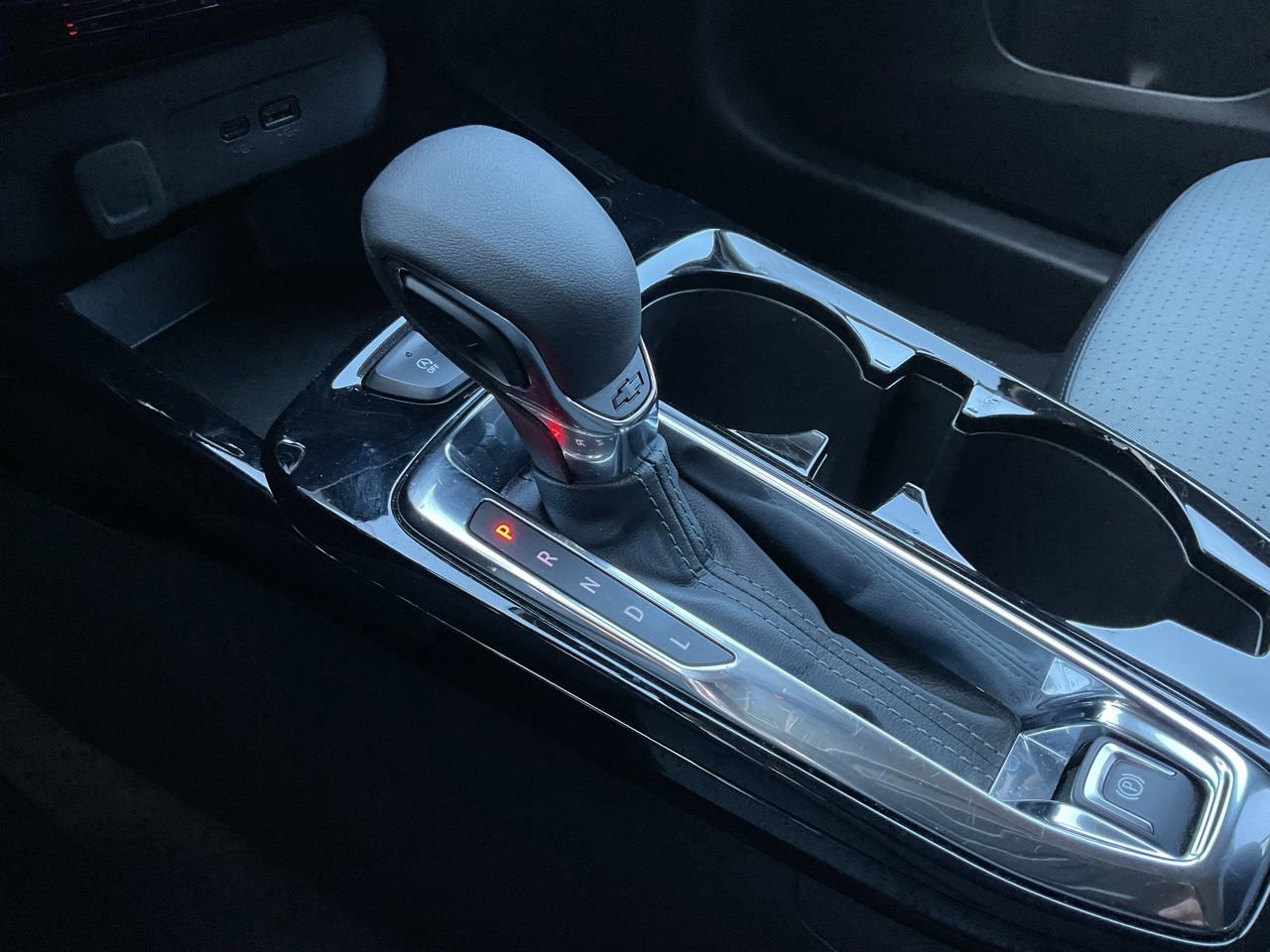 Used 2025 Chevrolet Trax LT w/ LT Convenience Package image 36