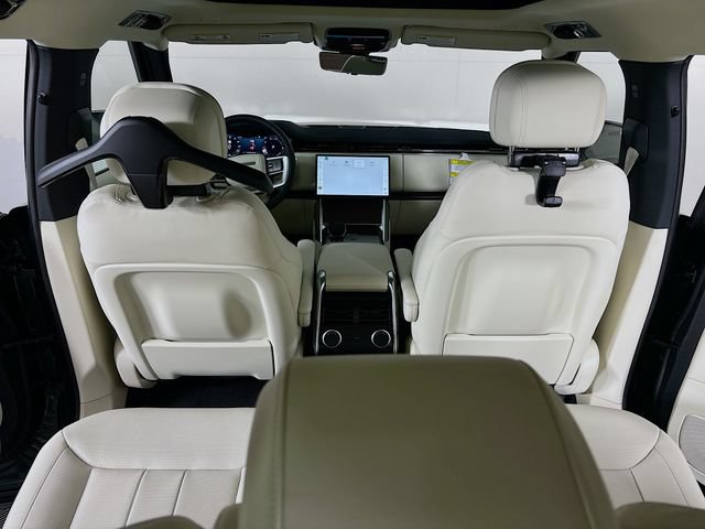 New 2026 Land Rover Range Rover Long Wheelbase SE AWD/4WD image 23