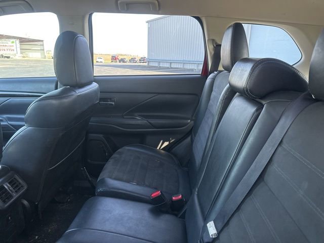 Used 2019 Mitsubishi Outlander SE AWD/4WD image 9