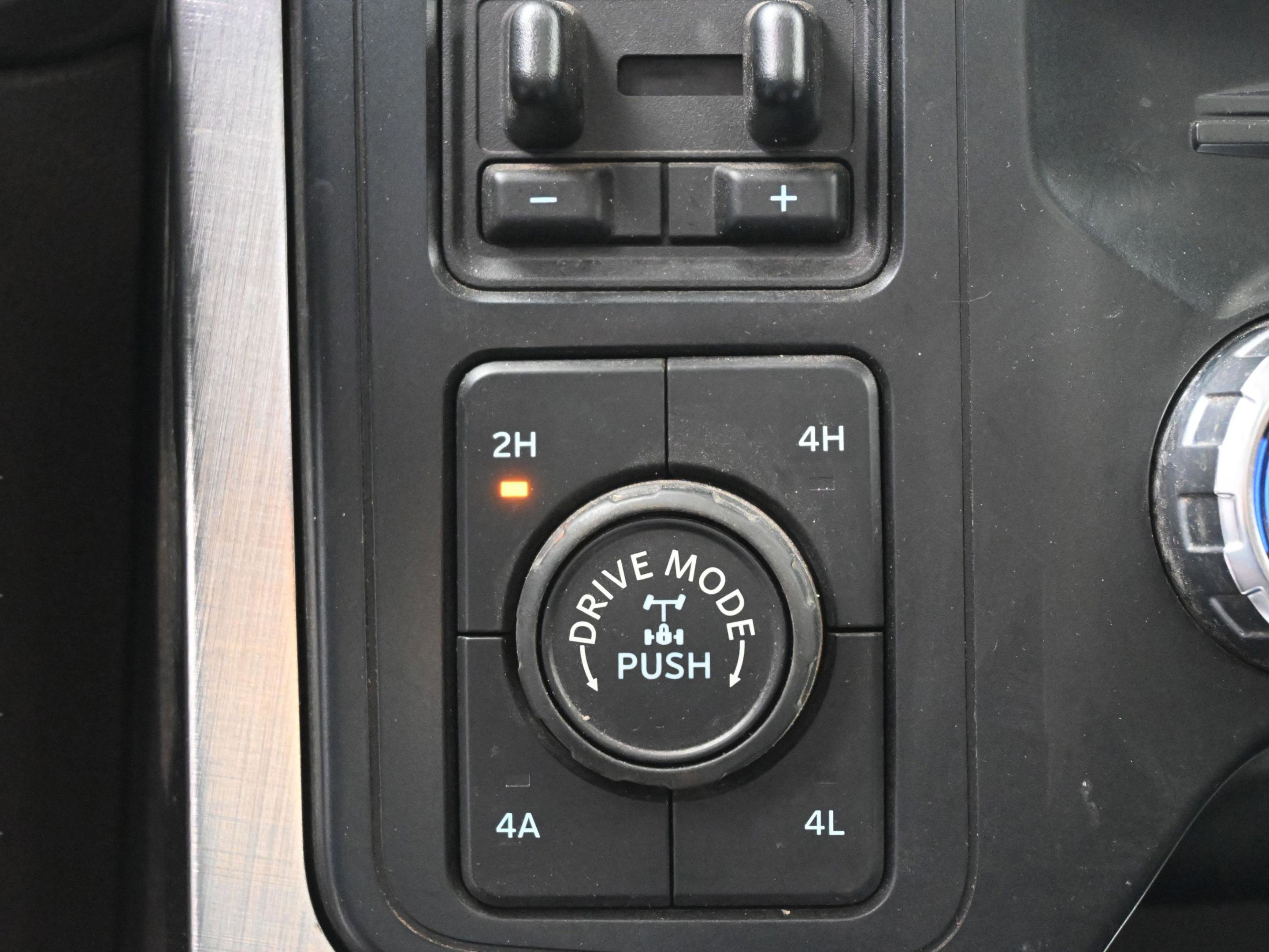 Used 2021 Ford F150 King Ranch w/ Equipment Group 601A High AWD/4WD image 25