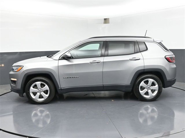 Used 2019 Jeep Compass Latitude image 4