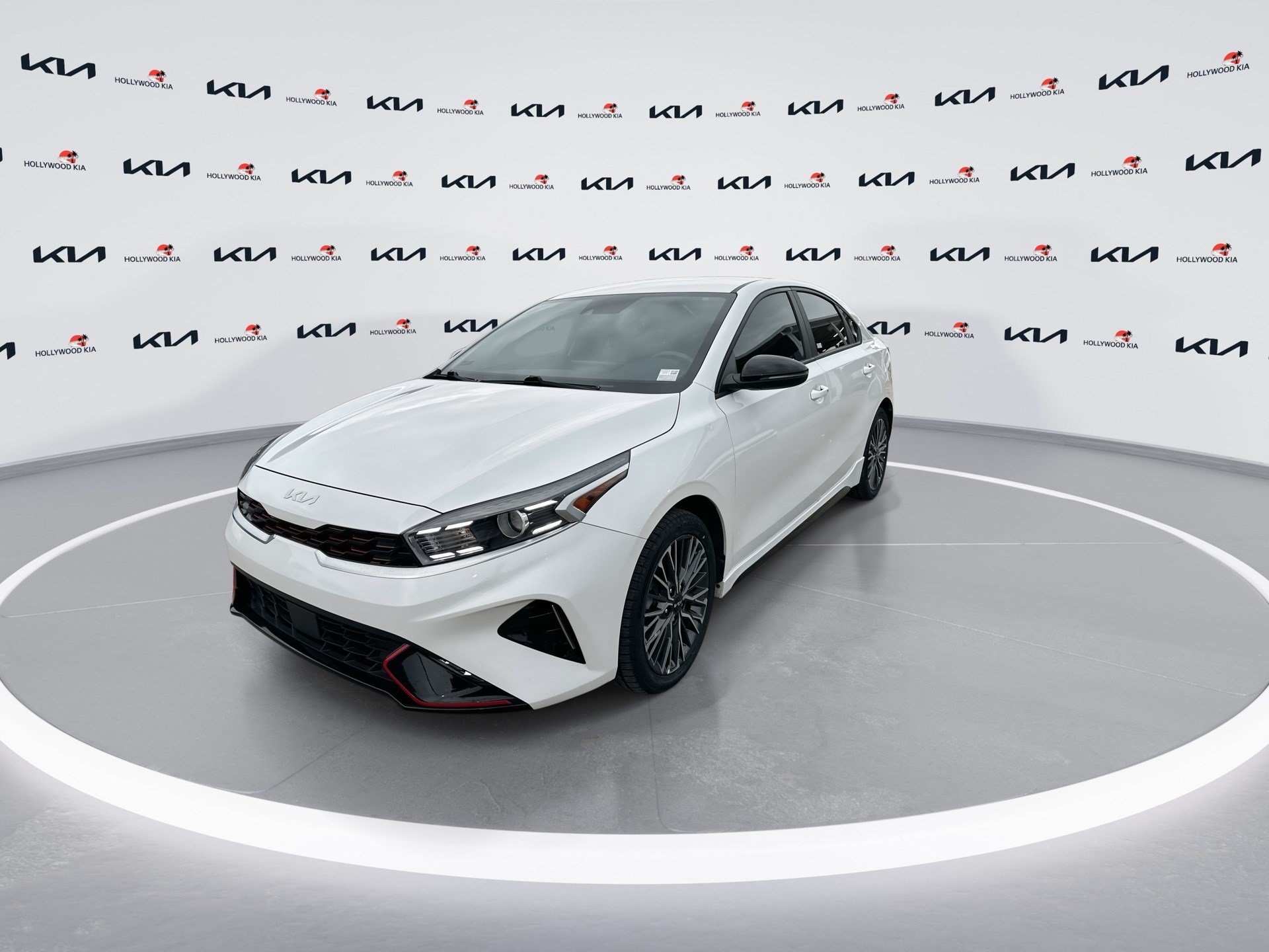 Certified 2024 Kia Forte GT-Line FWD image 4