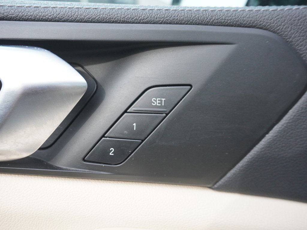 Used 2022 BMW X5 xDrive40i w/ Parking Assistance Package image 43