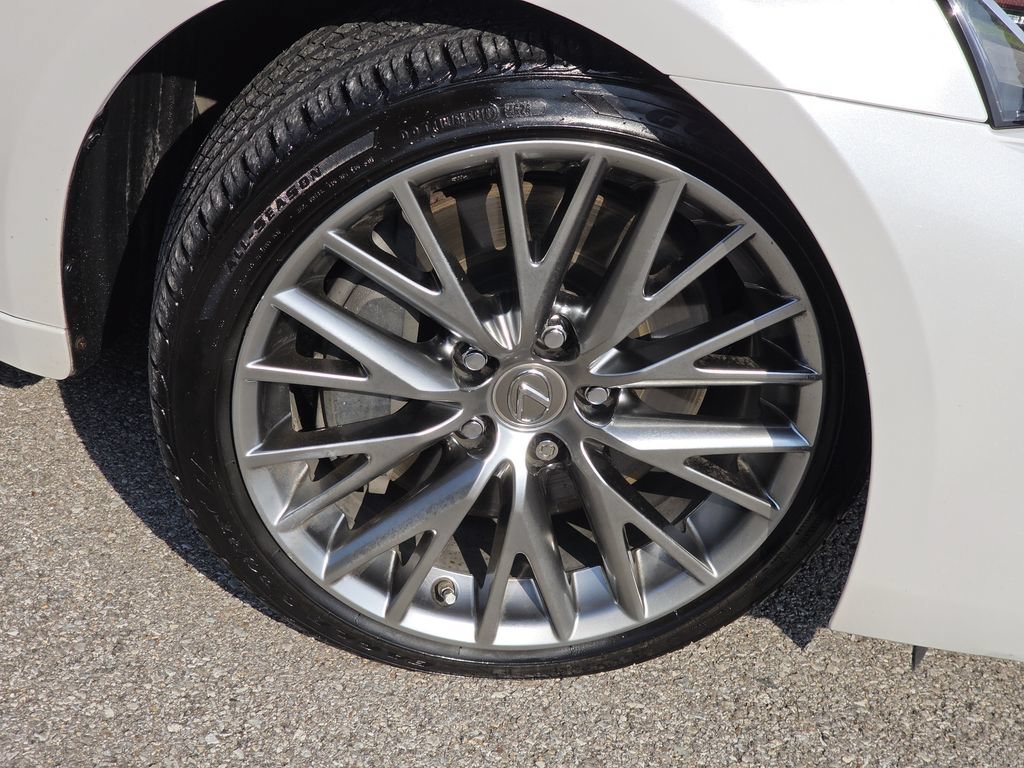 Used 2018 Lexus IS 300 AWD w/ Premium Package image 7
