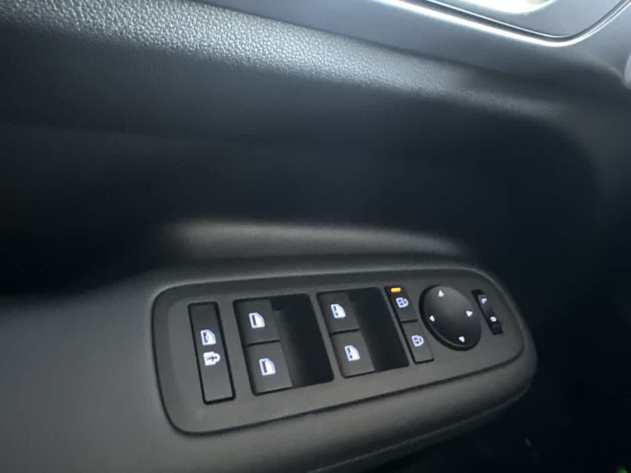 New 2027 Hyundai Santa Fe SEL FWD image 17