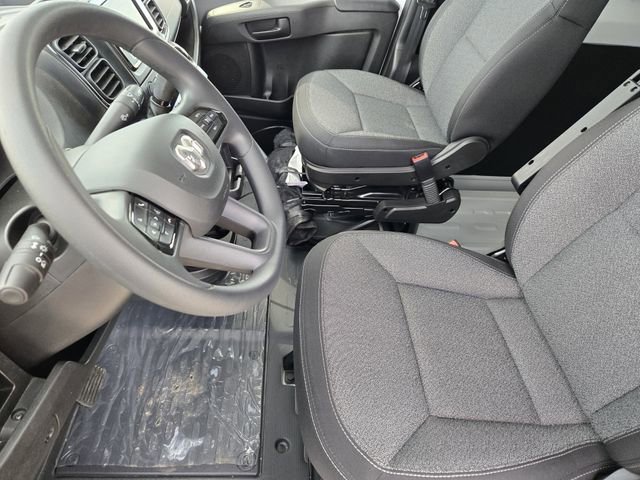 Used 2025 RAM ProMaster 2500 w/ Convenience Group image 12