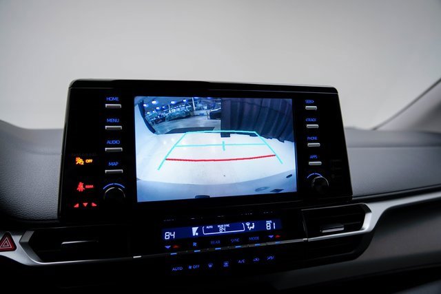 Used 2021 Toyota Sienna LE image 19