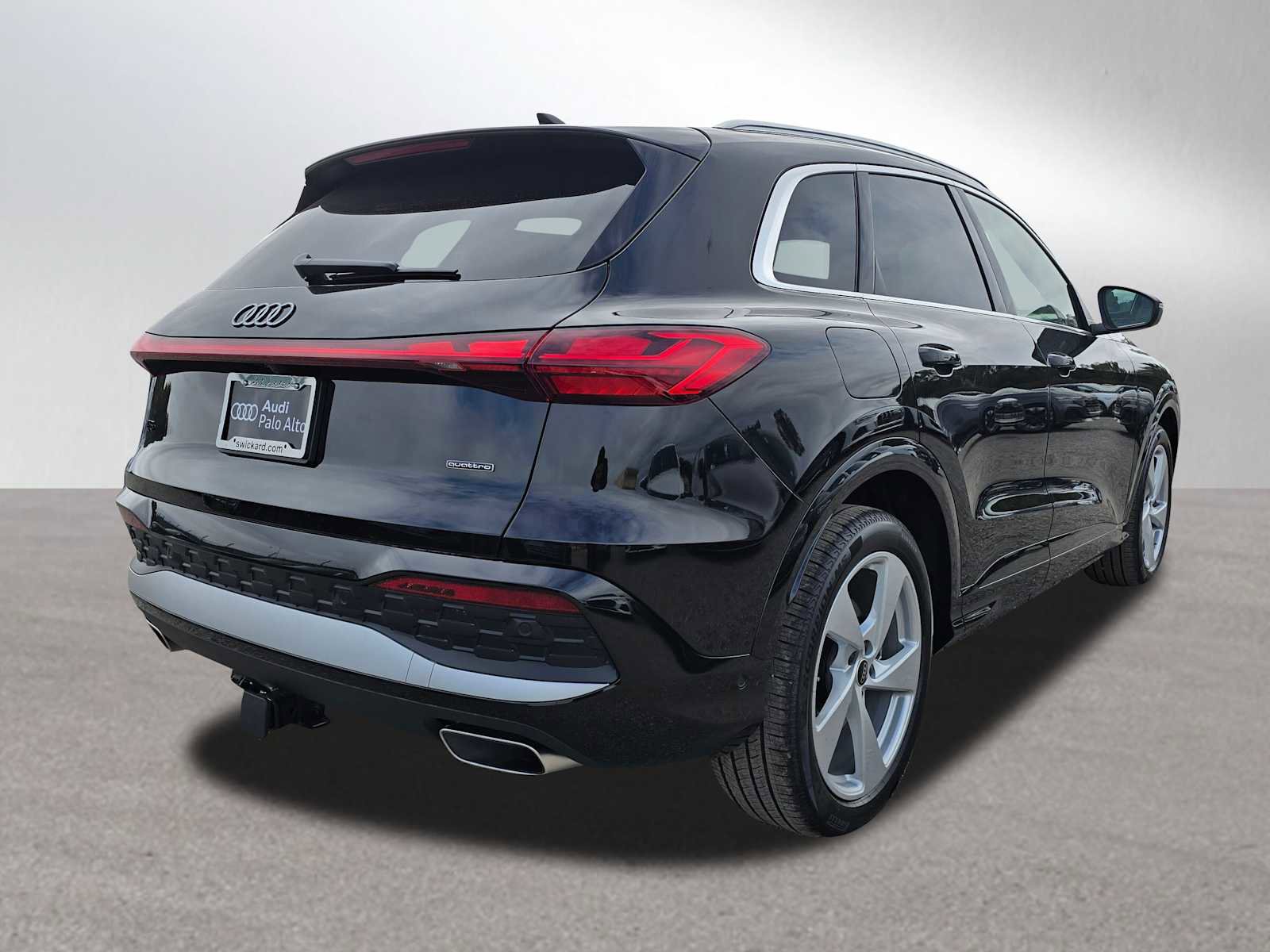 New 2025 Audi Q5 Prestige image 3