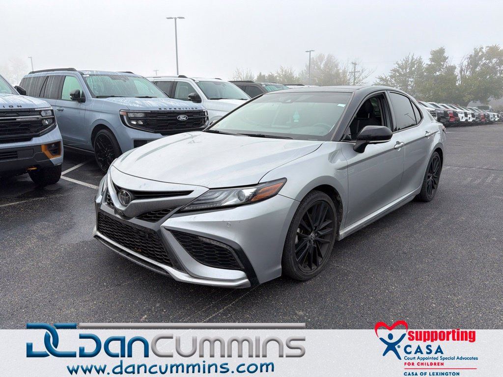 Used 2023 Toyota Camry XSE w/ Navigation Package FWD image 1