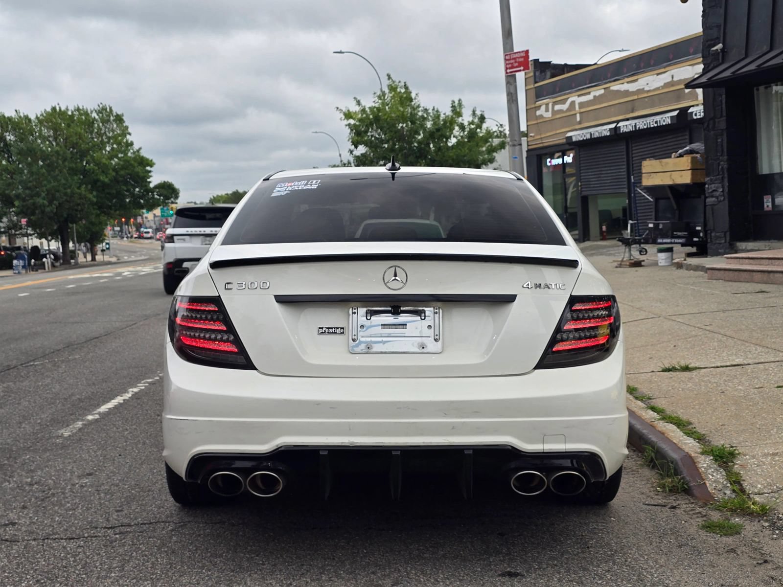 Used 2014 Mercedes-Benz C 300 4MATIC Sedan image 10