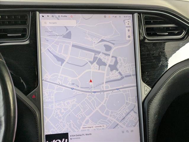 Used 2018 Tesla Model X 75D image 16