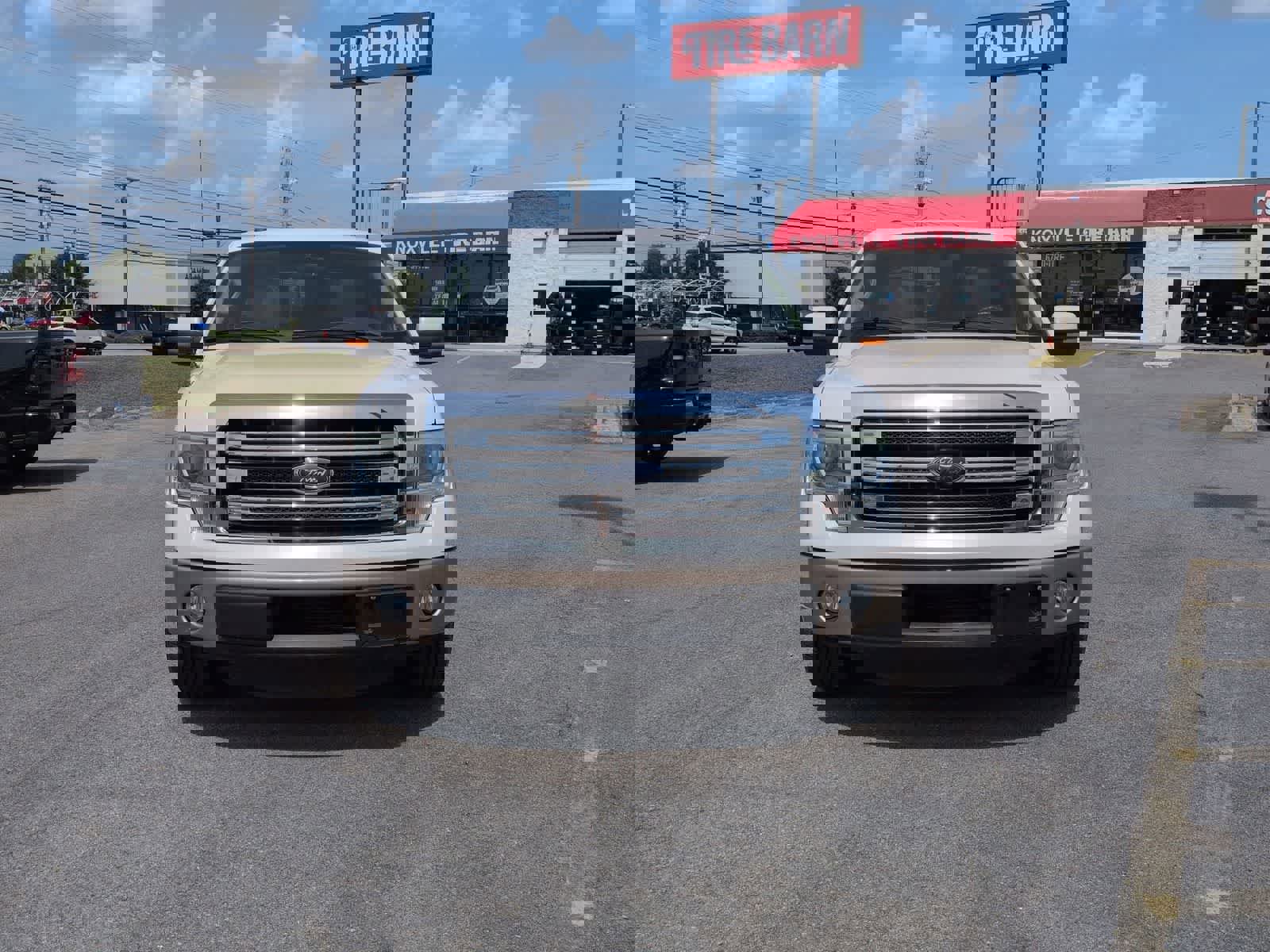 Used 2013 Ford F150 Lariat w/ Luxury Equipment Group RWD image 3