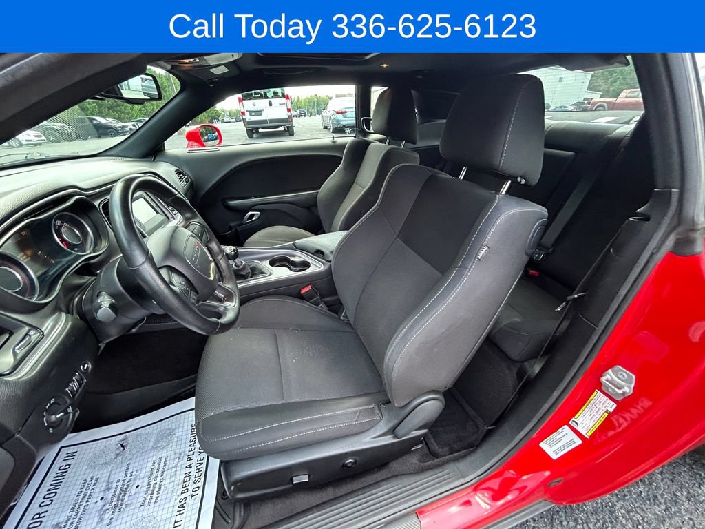 Used 2016 Dodge Challenger R/T RWD image 16