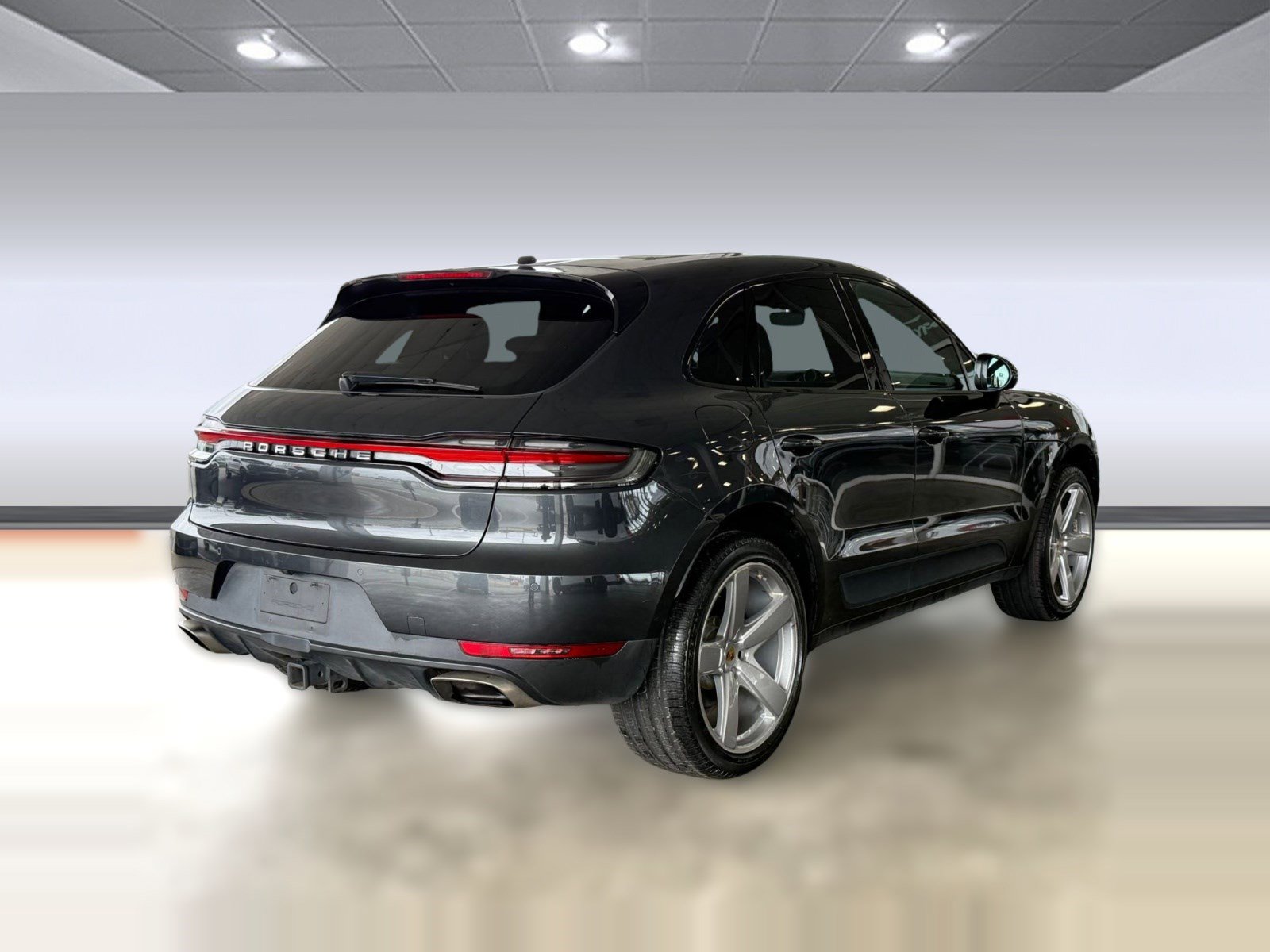 Used 2020 Porsche Macan AWD image 9