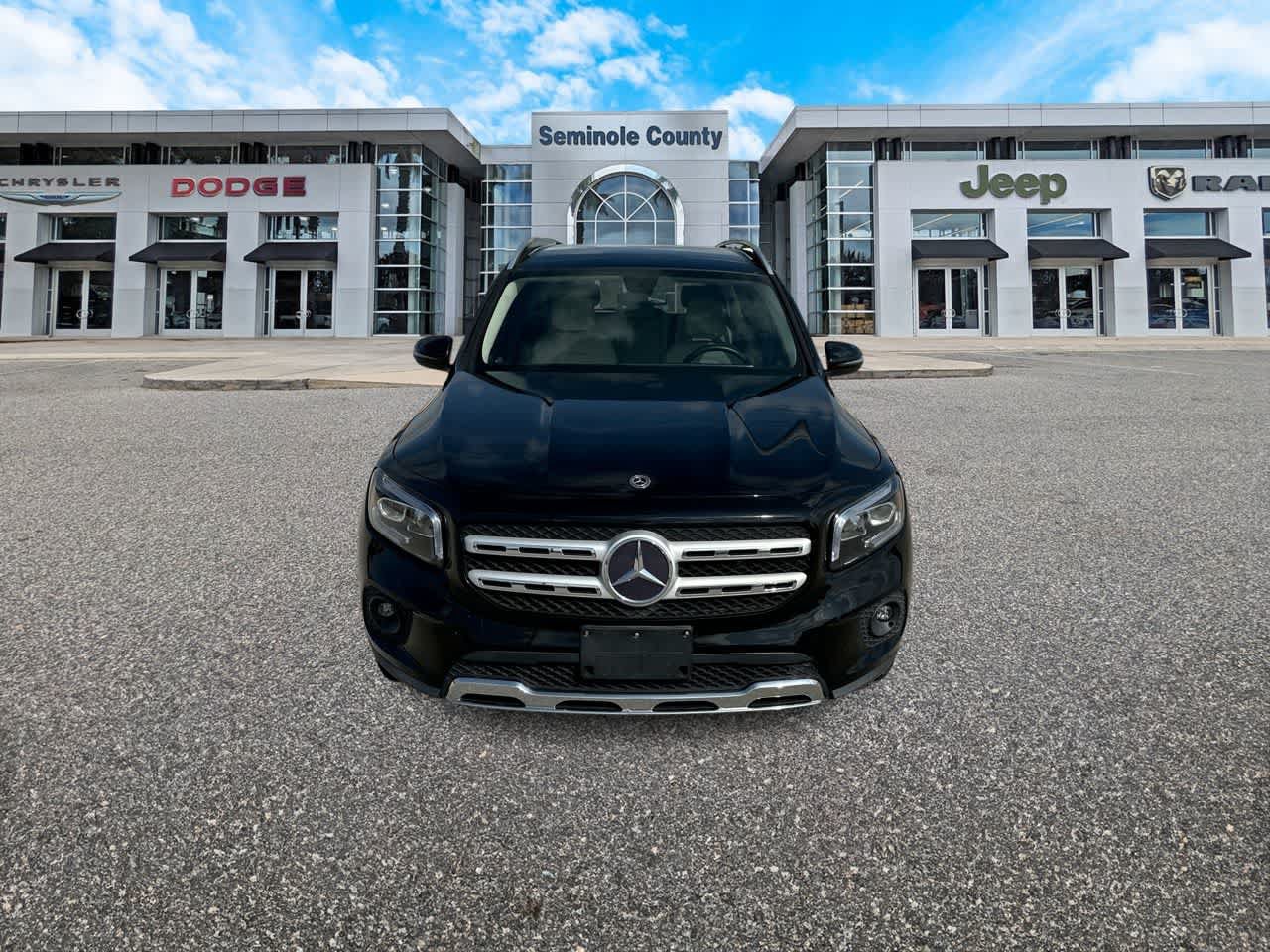Used 2020 Mercedes-Benz GLB 250 4MATIC image 3