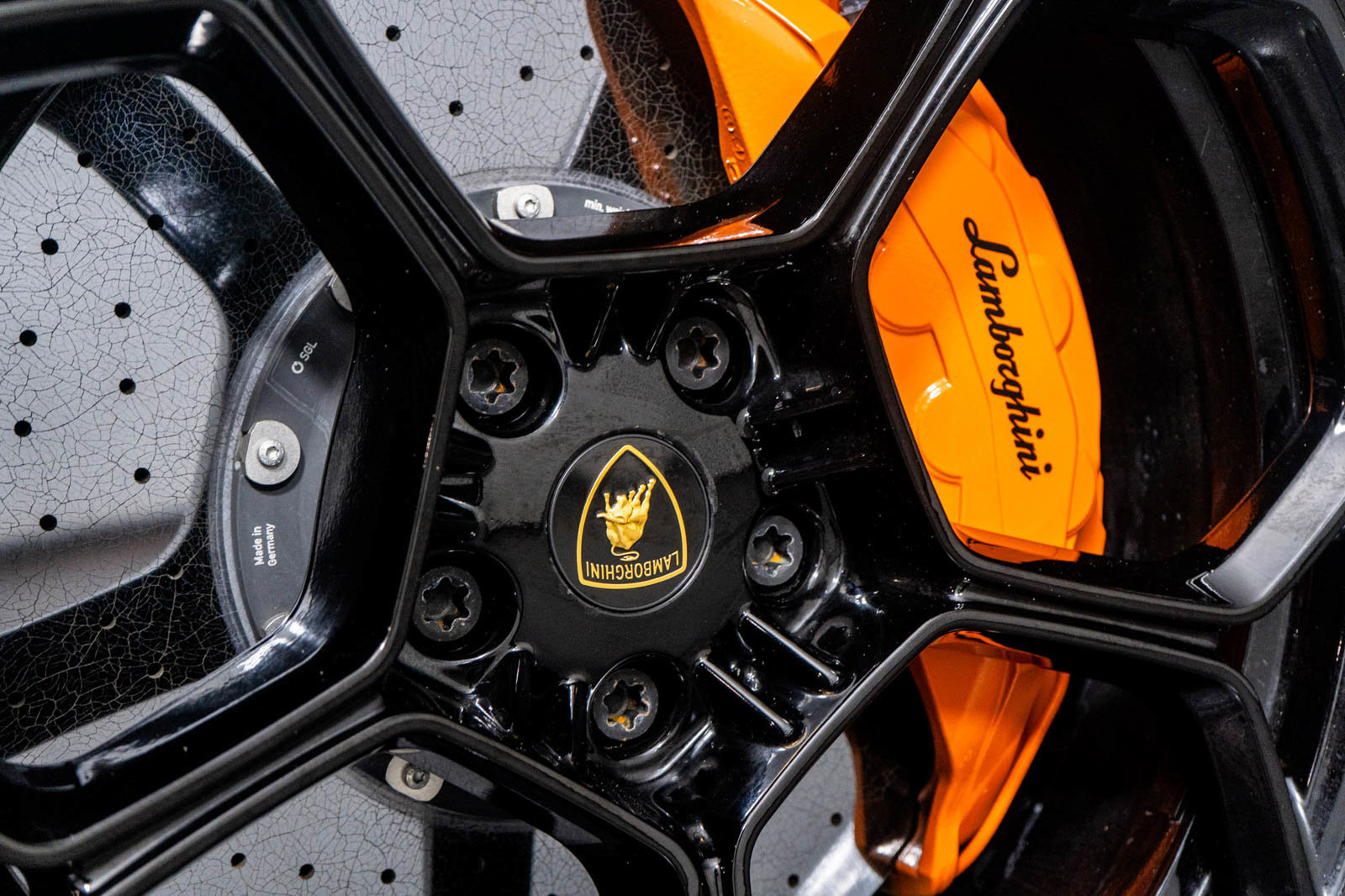 Used 2023 Lamborghini Urus Performante image 25