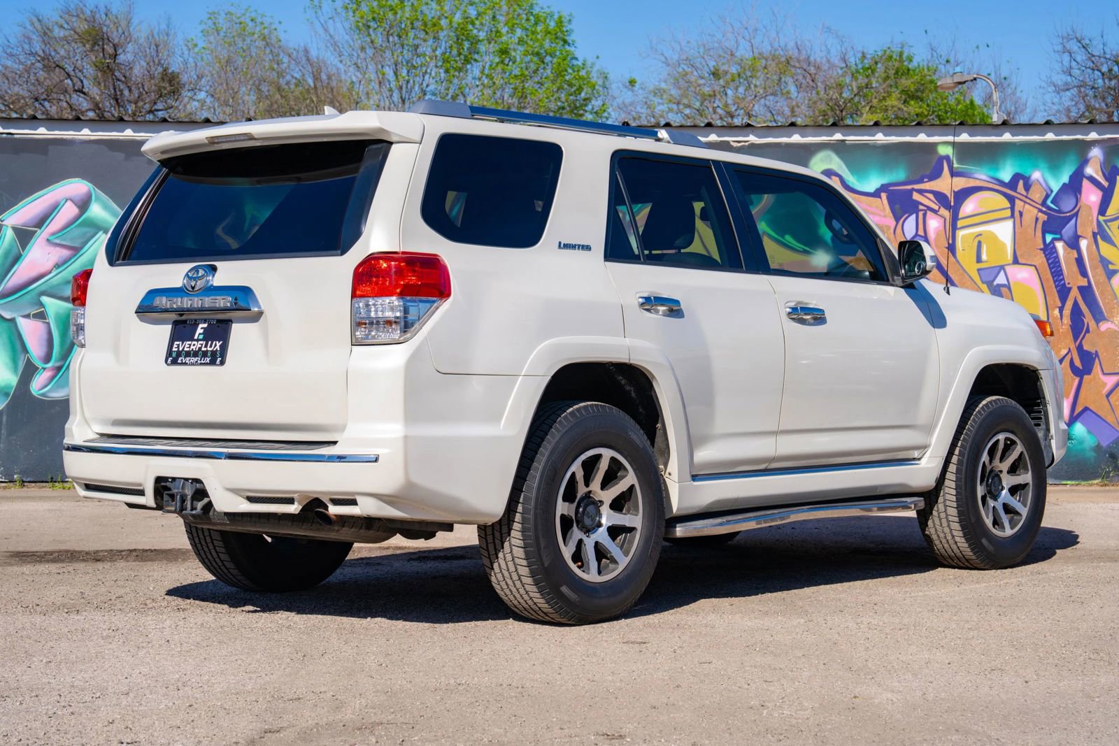 Used 2013 Toyota 4Runner Limited image 10